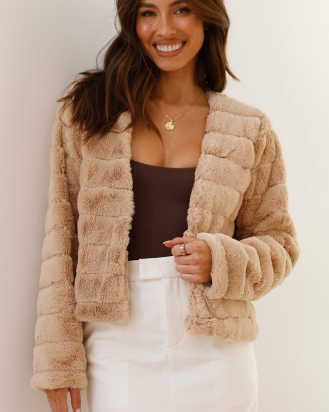 Emilia | Faux Fur Jacket – Cropped Jacket