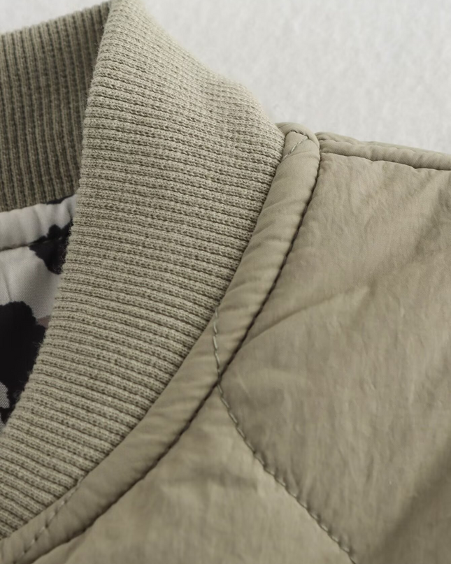 Leonne | Geometric Print Jacket – Puffer Jacket with Buttons