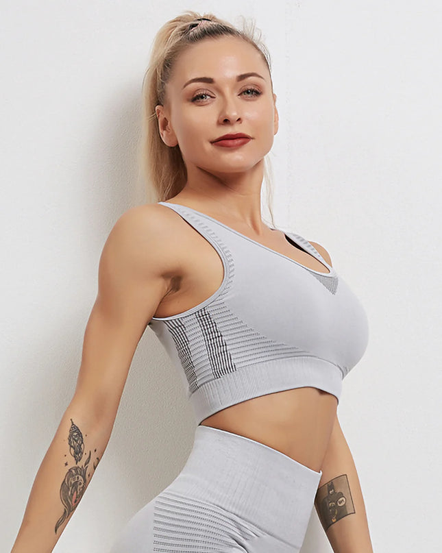 Aura | Seamless Sports Bra – Ultimate Comfort & Performance Light Gray