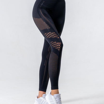 Noire | Women’s Cut-Out Seamless Leggings – Sleek Contour Design - Black