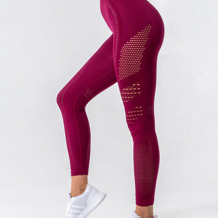 Noire | Women’s Cut-Out Seamless Leggings – Sleek Contour Design – Burgundy