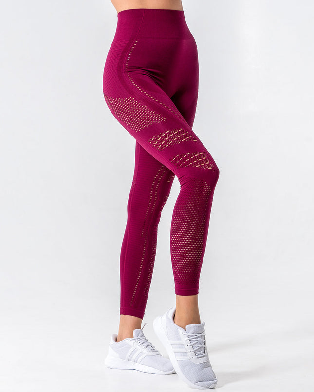 Noire | Women’s Cut-Out Seamless Leggings – Sleek Contour Design – Burgundy