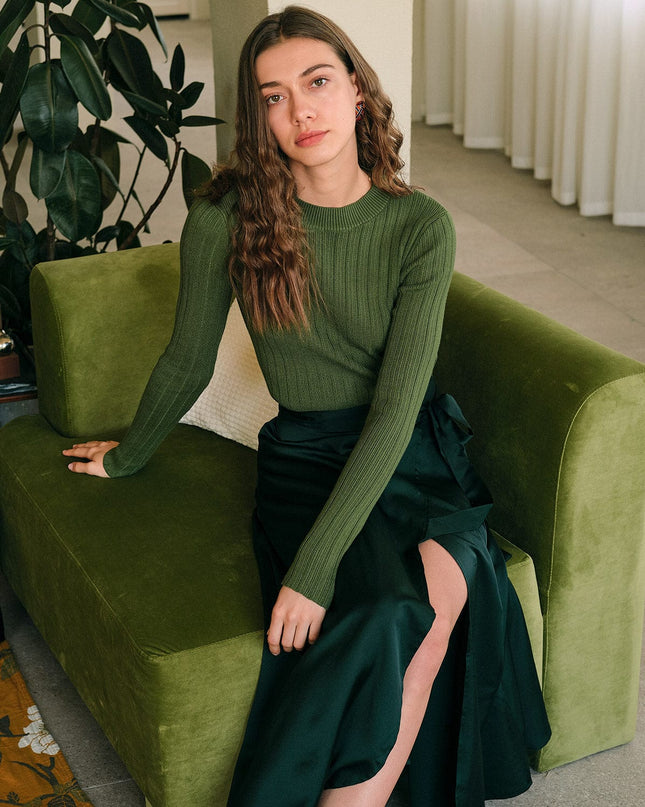 Eva | Slim Fit Ribbed Knit Tee