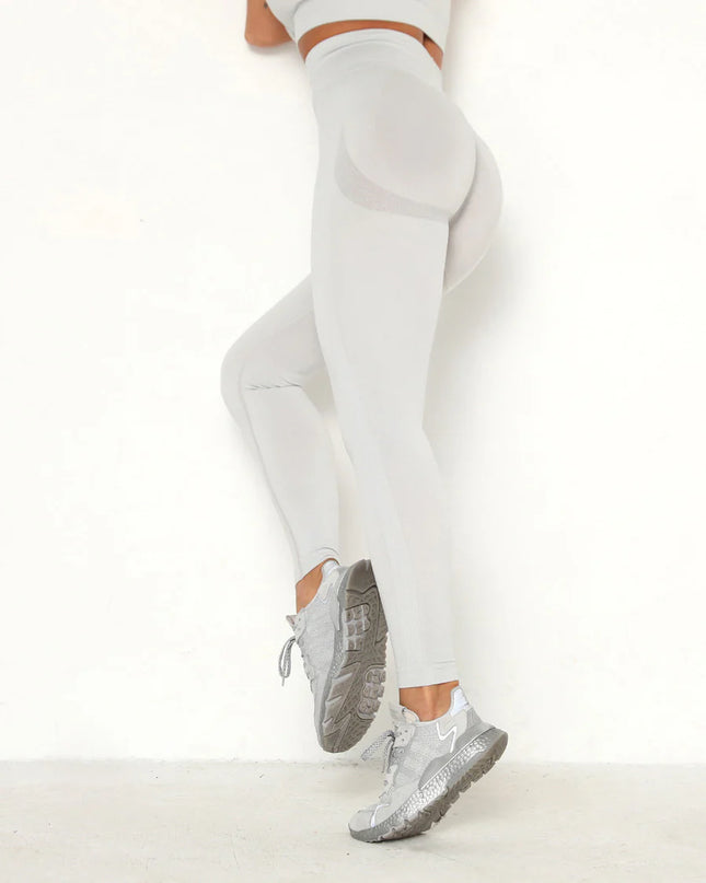 Apex | Seamless Leggings – Sleek Simplicity with Sculpting Support - Gainsboro