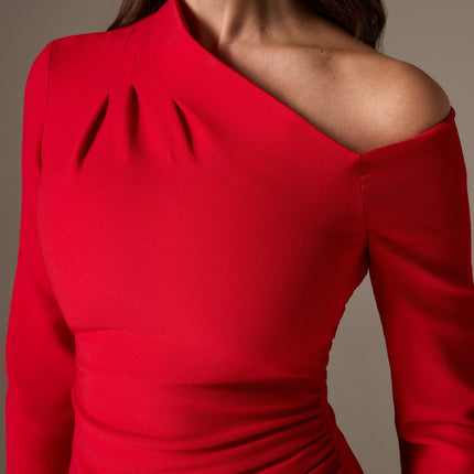 Nia | Bare Shoulder Crepe Maxi Dress